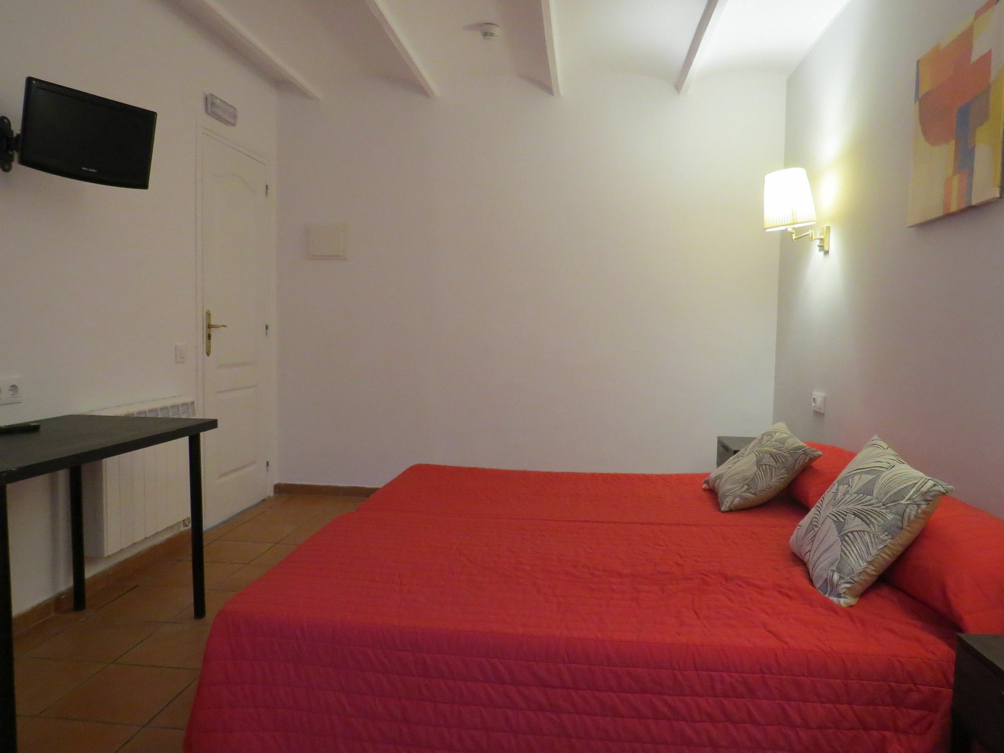 Barcelona City Rooms Экстерьер фото